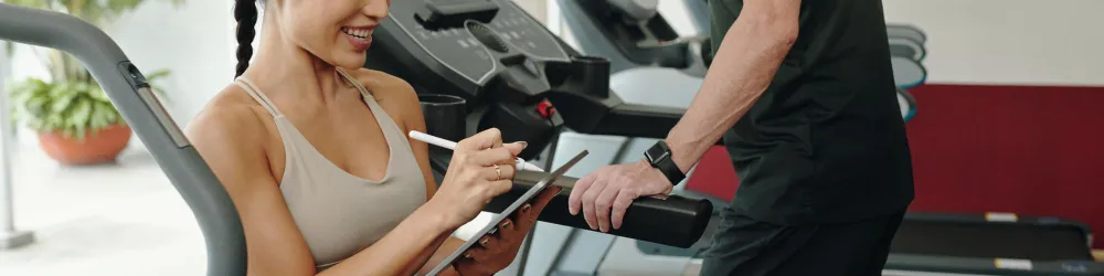 Когда включать дорожку после инсульта и кому она показана